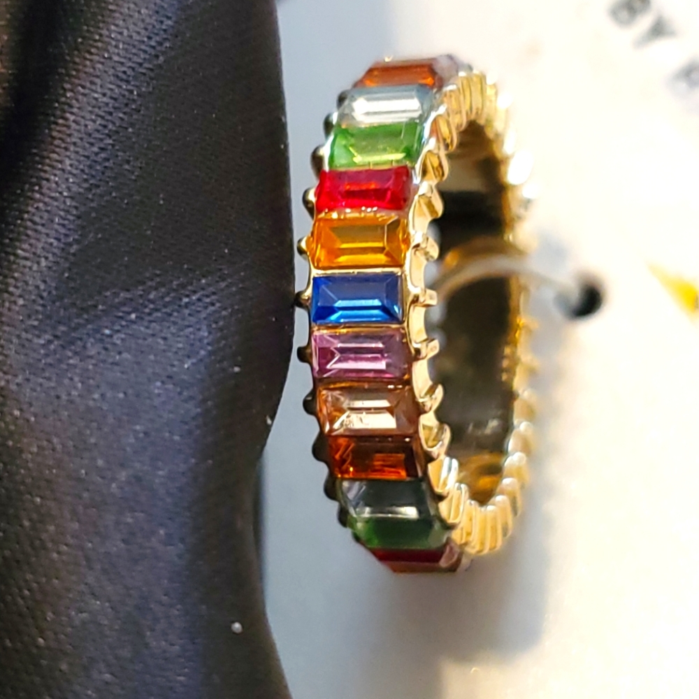 Multi color ring